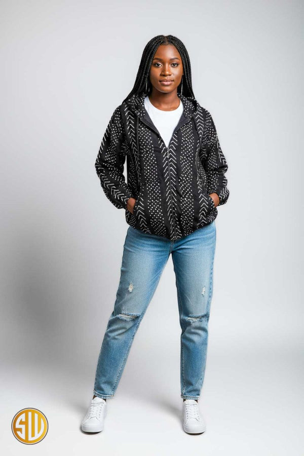 Bomber femme en wax noir et blanc – style africain moderne