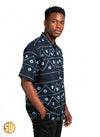 Chemise africaine bleu nuit à motifs blancs – Coupe classique