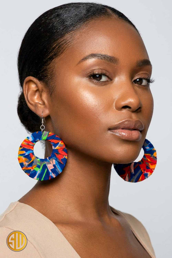 Boucles d’oreilles africaines en wax – Fait main au Kenya (plusieurs motifs)