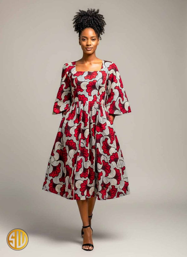 Robe Africaine Wax Rouge et crème – Modèle évasé