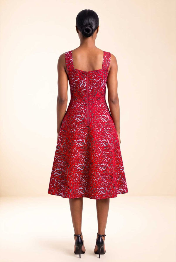 Robe Nina en wax, coupe cintrée et jupe évasée