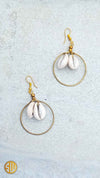 Boucles d'Oreilles Créoles en Cauris : Élégance Estivale - SublimeWax