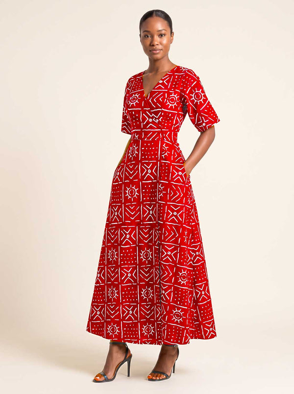 Robe Neema portefeuille rouge et blanche – silhouette entière