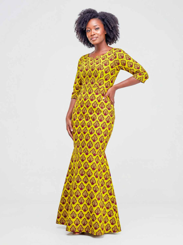 Robe africaine en wax jaune – coupe sirène élégante et moderne