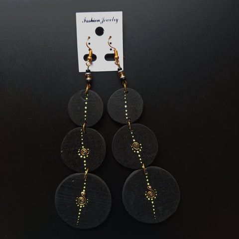 SublimeWax - African wooden dangling earrings Awa