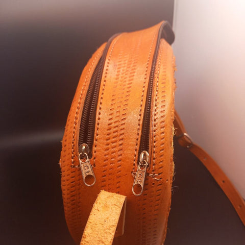 SublimeWax - Round shoulder Sisal and Leather Bag